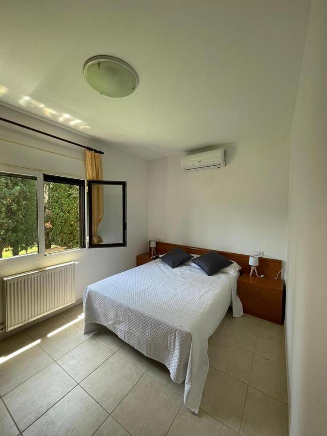 Apartament La Cova Peralada Ngoại thất bức ảnh