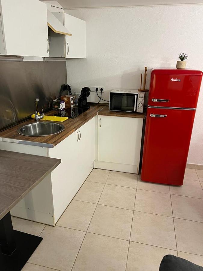 Apartament La Cova Peralada Ngoại thất bức ảnh